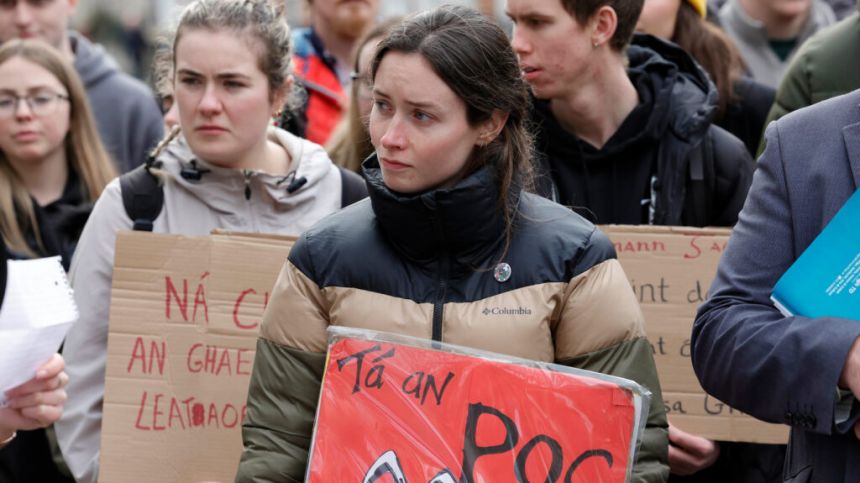 Gaeltacht groups and students hold protest outside Dáil over housing crisis