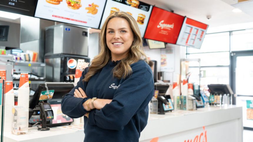 Ireland Rugby Star Béibhinn Parsons is the new Supermac’s Brand Ambassador