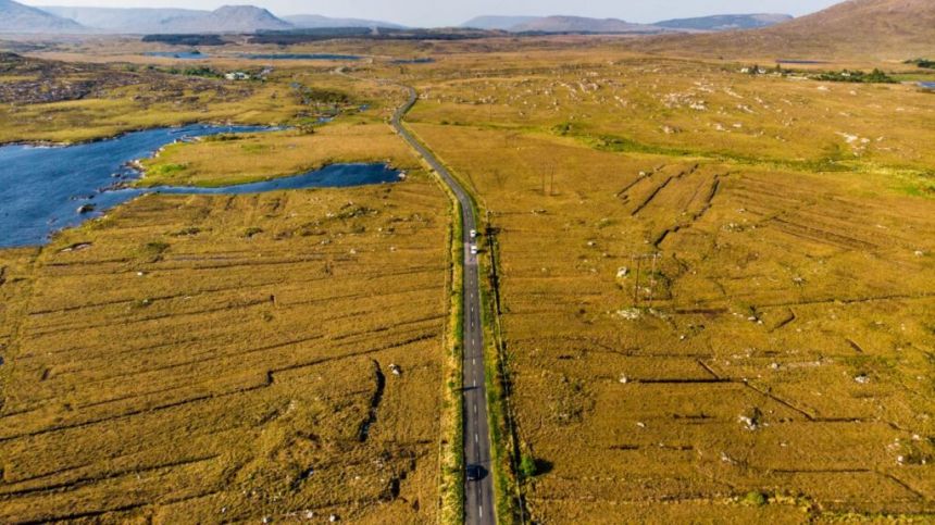 Councillor slams "pie in the sky" rules stalling works in Connemara