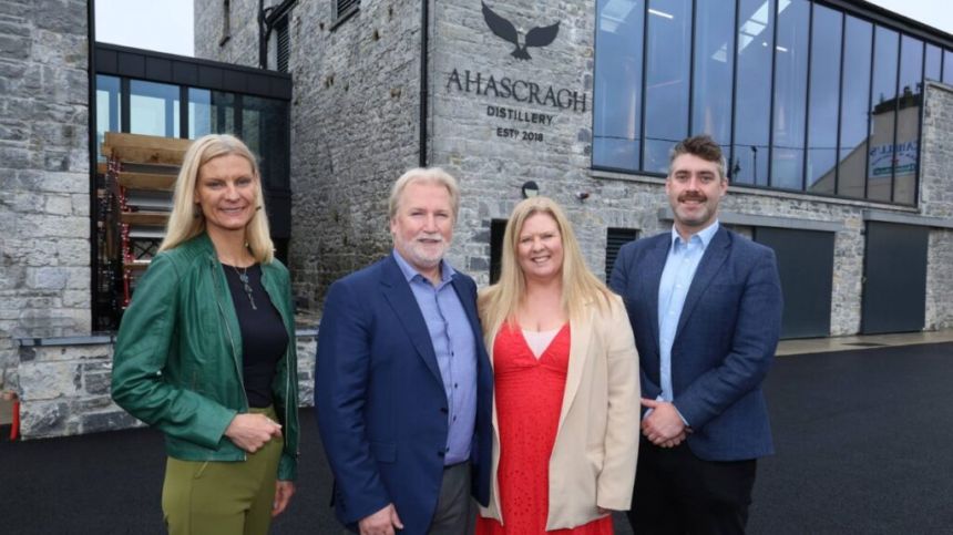 Minister praises local distillery for environmental sustainability and innovation