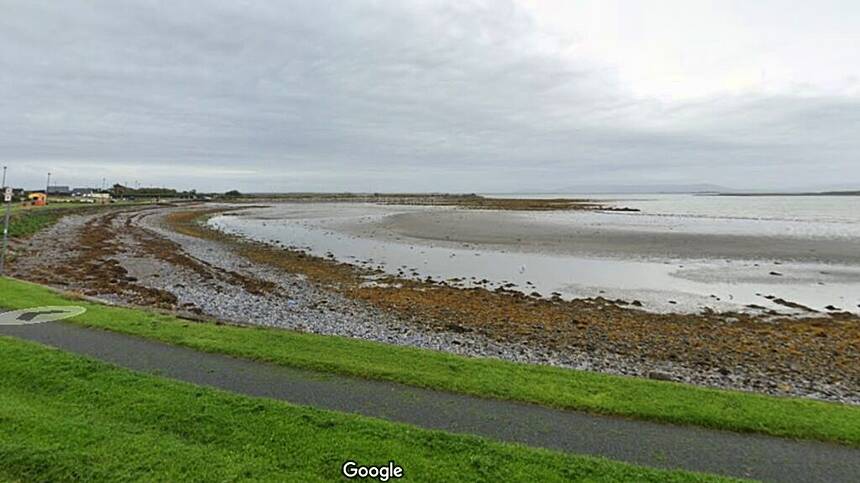 Precaution urged for bathers at Ballyloughane and Grattan Road beaches in the city