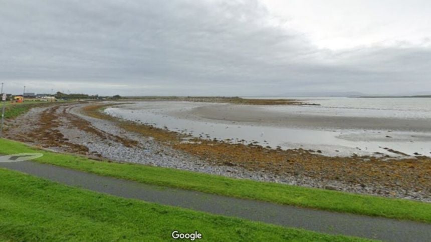 Renmore Army Barracks gives reassurances that the walkway to Ballyloughane will re-open