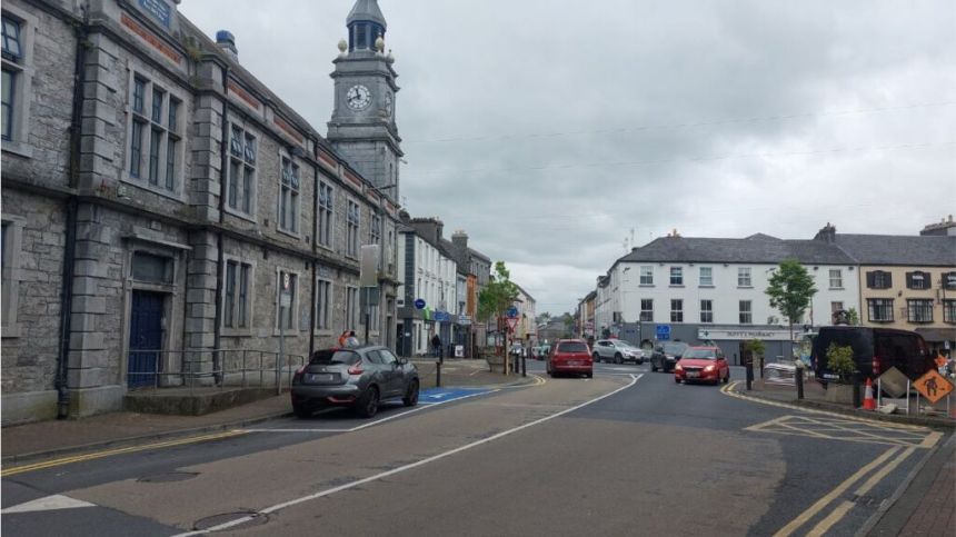 Confusion remains over ticketing of drivers in Tuam town