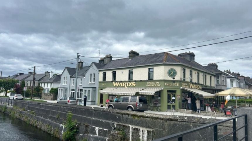 Public share reactions to news that Ward's Corner Store on University Road to close after 93 years