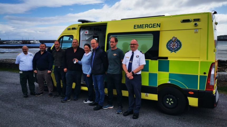 Inis Mór's medical resources get boost with modern ambulance