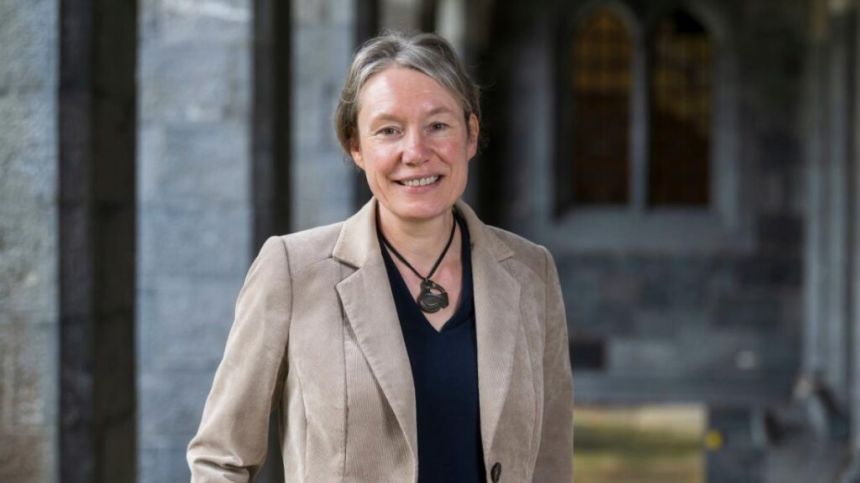 Professor Becky Whay appointed Interim Deputy President and Registrar at University of Galway