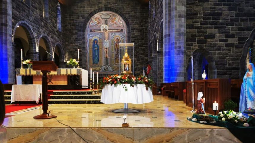 Queues form at Galway Cathedral as relics of St.Bernadette of Lourdes go on display