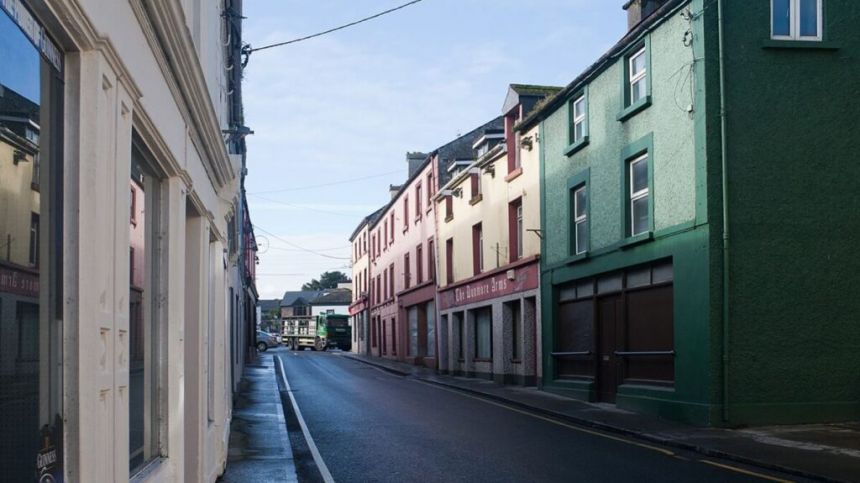 Fears of major accident in Dunmore due to condition of buildings on main street