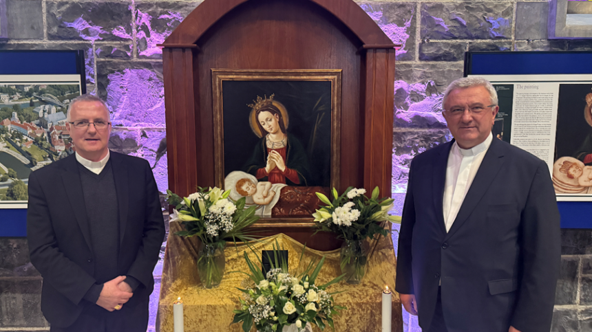 Galway Cathedral unveils iconic gift from Hungary