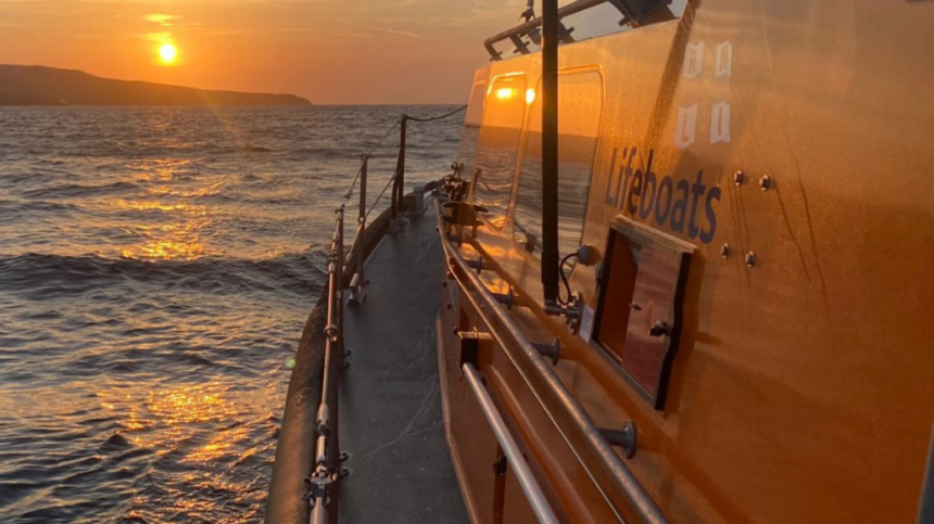 Clifden RNLI involved in medical evacuation from Inisbofin