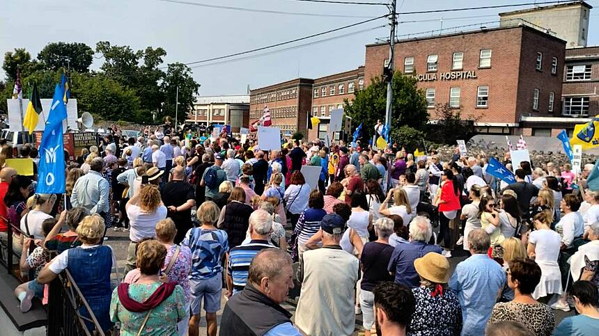 Thousands attend public rally in Ballinasloe over downgrading of maternity services at Portiuncula Hospital
