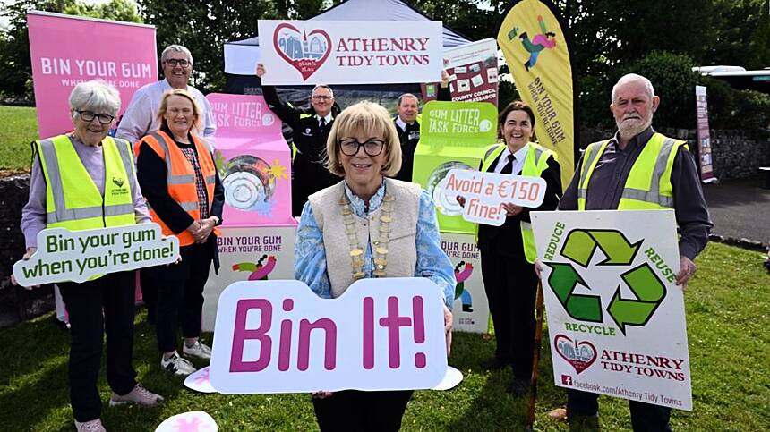 Gum litter taskforce hits the streets of Athenry