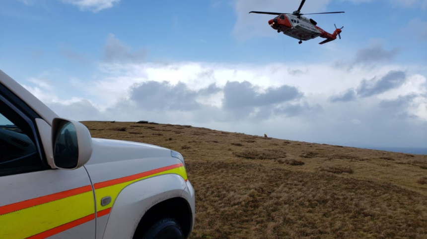 Cleggan Coast Guard tasked with rescue of walkers yesterday at Barr na nÓrán