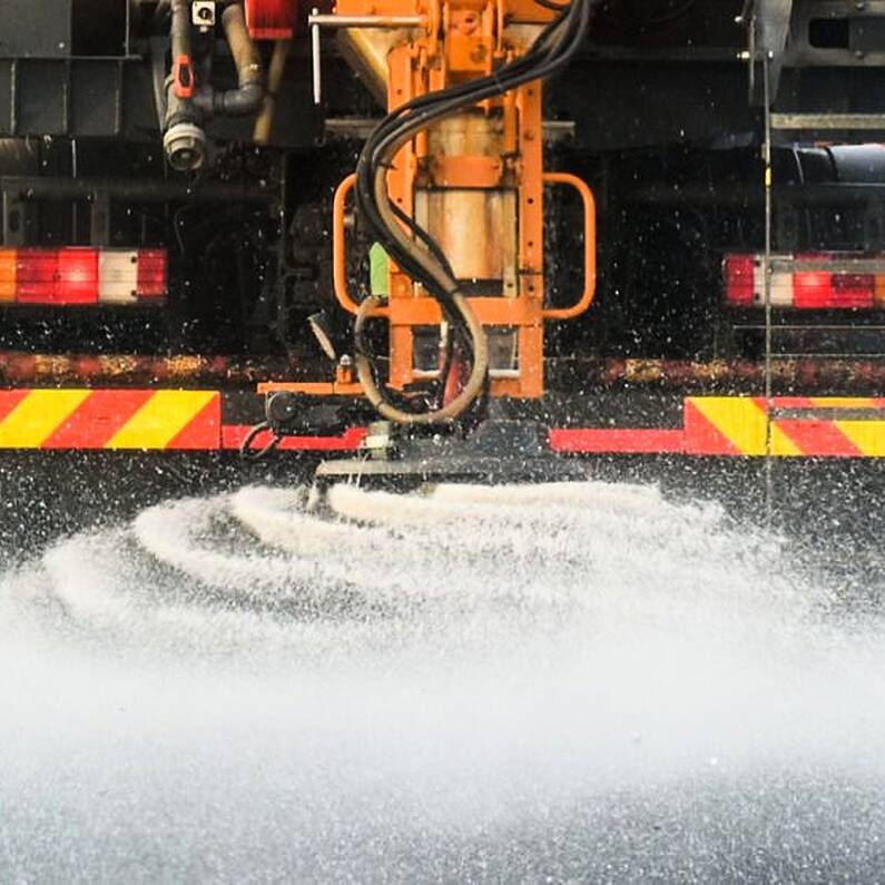 Over 1,300km of county roads to be salted twice daily over coming days