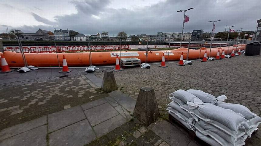 Clean up begins after Storm Ashley hits country