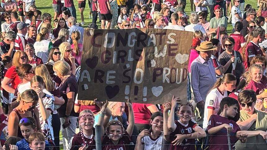 Thousands greet Galway All-Ireland Camogie Champions at Clarinbridge