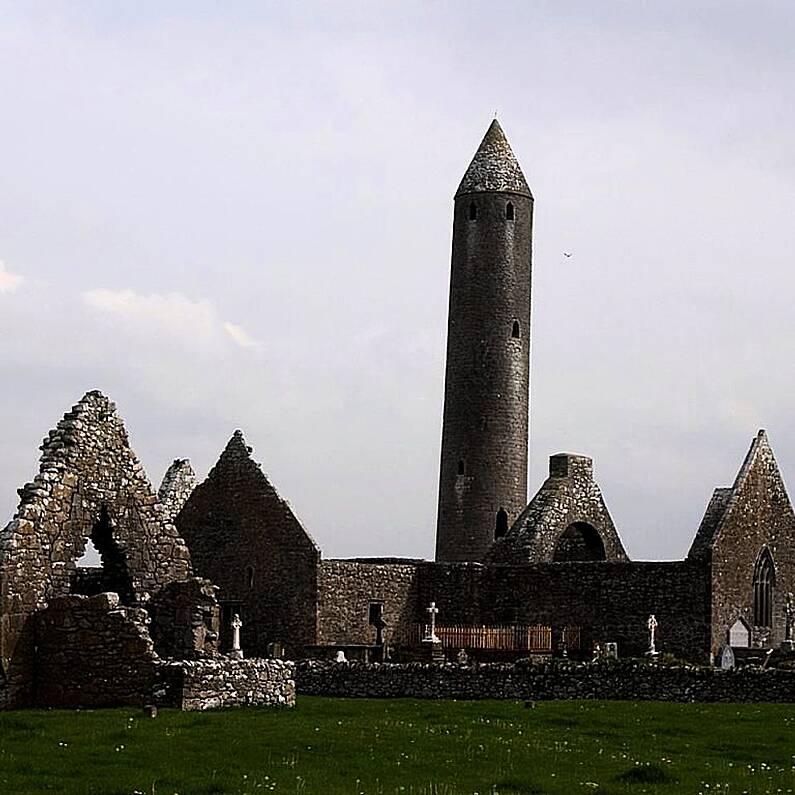 Call for urgent intervention to save "leaning" tower of Kilmacduagh in South Galway