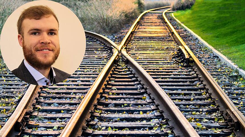 Galway Deputy tells Dail that Western Rail Corridor must be delivered within lifetime of this Government.
