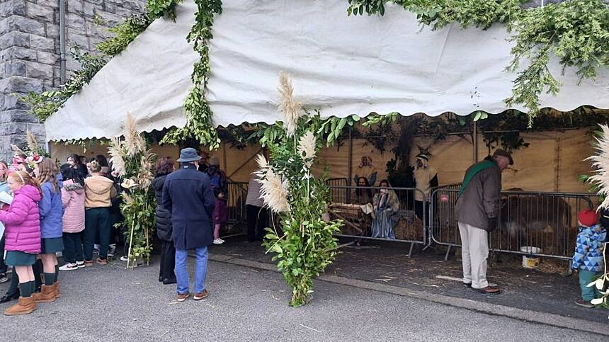 Crowds gather to enjoy this year's Live Crib at Galway Cathedral