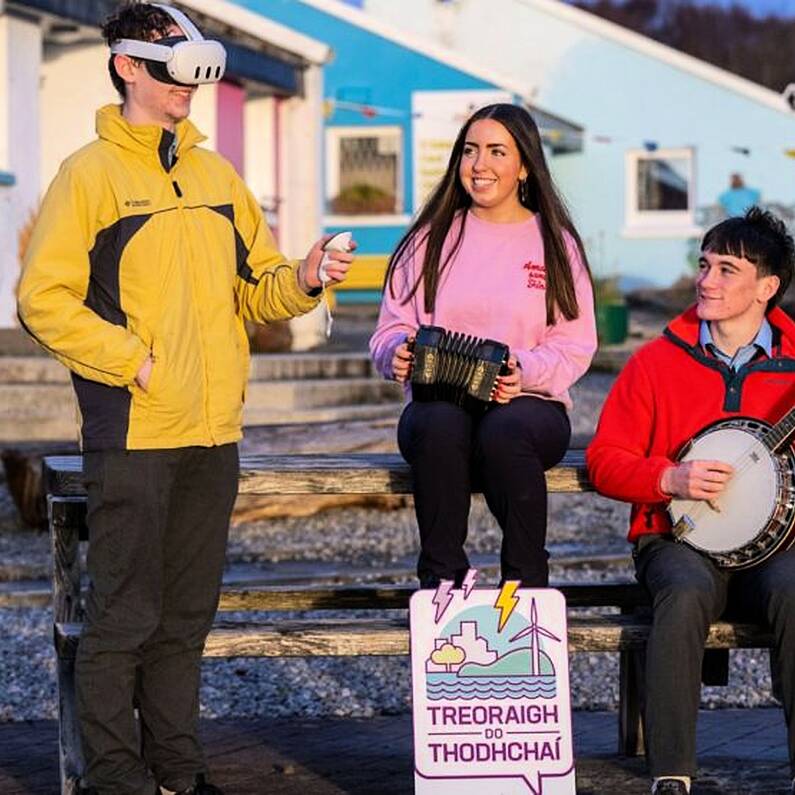 New Irish language environmental programme for young people coming to Spiddal