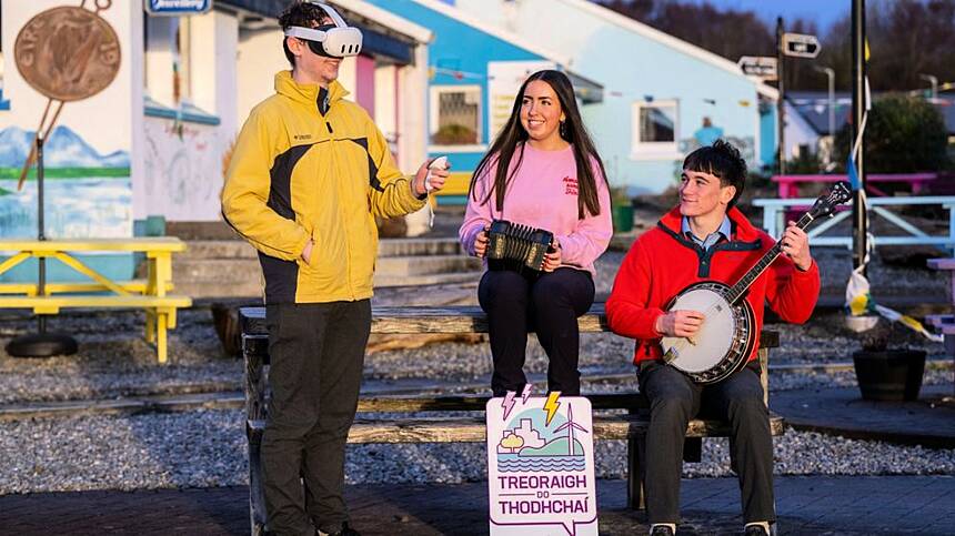 New Irish language environmental programme for young people coming to Spiddal