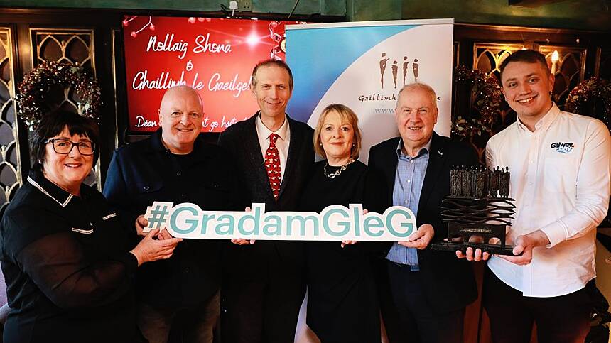 Gradam Sheosaimh Uí Ógartaigh 2025 now open for nominations