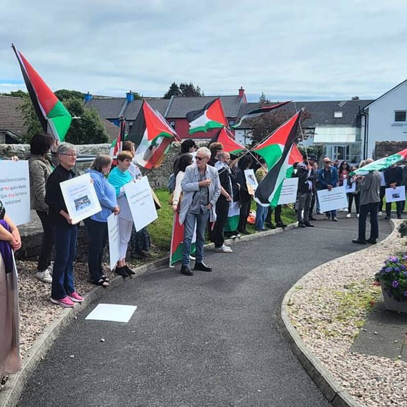 60 people protest at University of Galway meeting in Carraroe over its ties with Israeli institutions