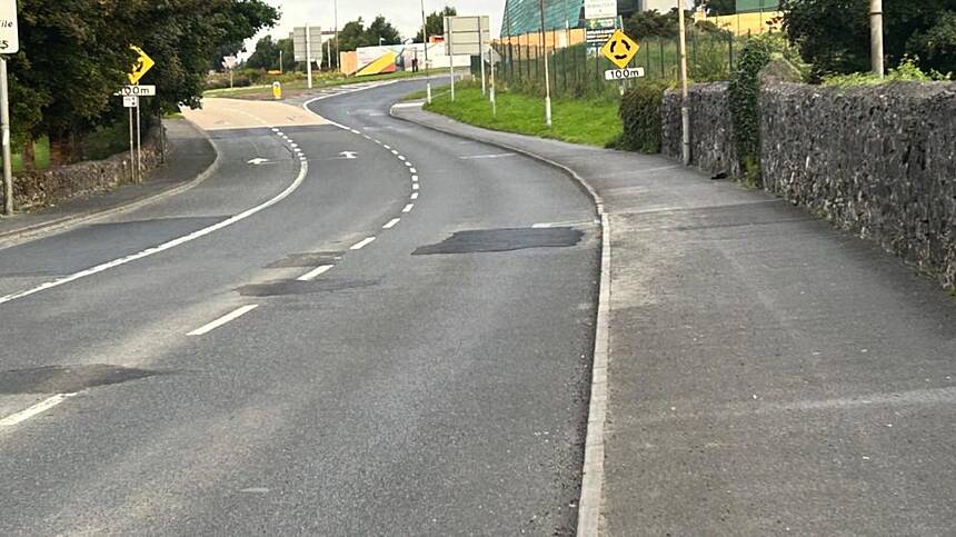 Uisce Eireann slammed over 'botch job' works on main city road