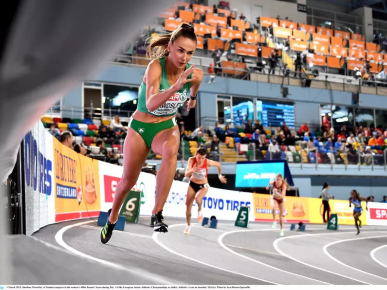 Mawdsley, O'Connor advance in European Indoor Championships