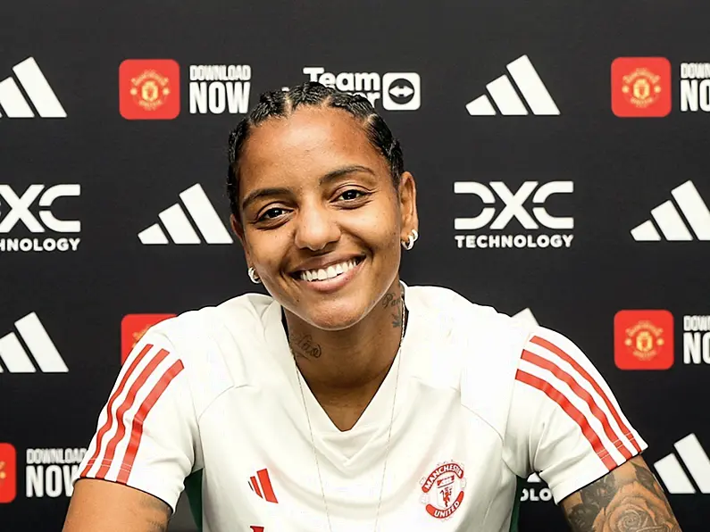 Brazil Striker Geyse Da Silva Ferreira Signs For Manchester United