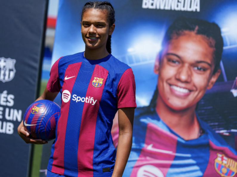 Esmee Brugts Signs With European Champions Barcelona