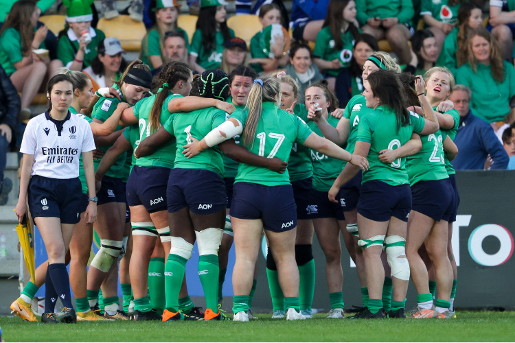 15 April 2023; Dejected Ireland players after Italy scored a try during the Tik Tok Womens Six Nations Rugby Championship match between Italy and Ireland at Stadio Sergio Lanfranchi in Parma, Italy. Photo by Roberto Bregani/Sportsfile.
