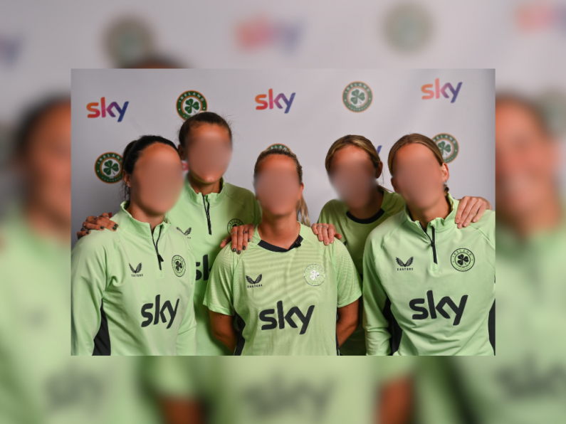Which Ireland players are the recipients of the 2024 Sky WNT Fund?