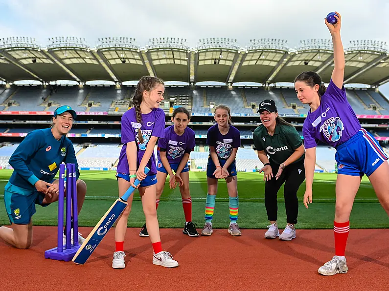 Ireland And Australia Women’s Cricket Teams Pay Surprise Visit To Kid’s Camp At Croke Park