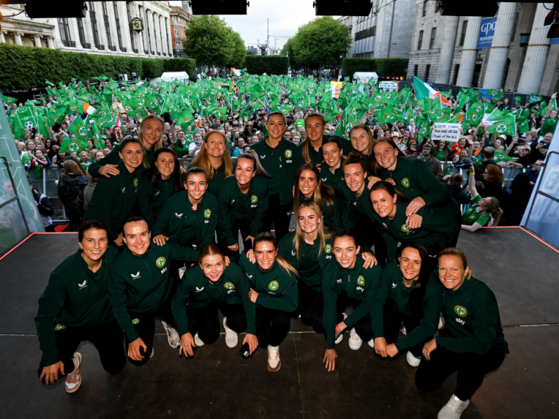 A Crowd of 8,000 Welcome Home The Irish Women's National Team