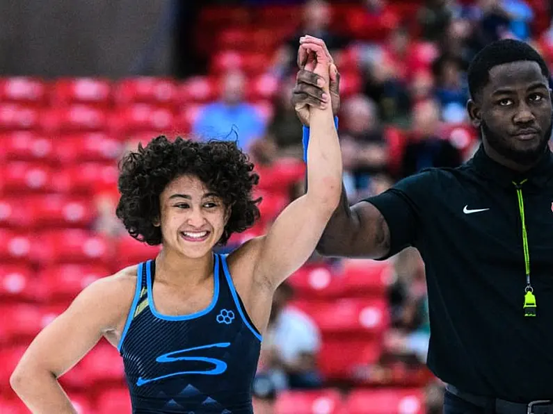 Arizona teen Audrey Jimenez is 1st girl to win state high school wrestling title in boys division