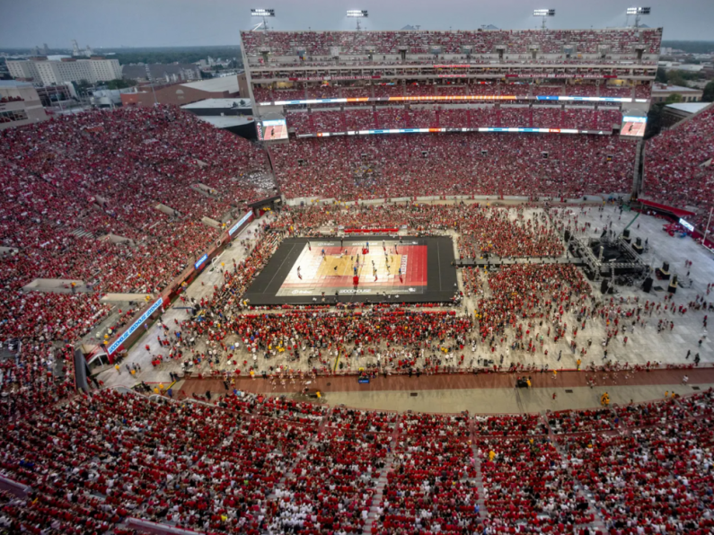 Nebraska Breaks World Record Attendance For Women's Sporting Event