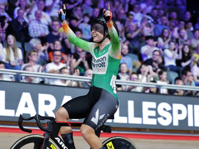 Lara Gillespie wins elimination at UCI Track Champions League Grand Finale