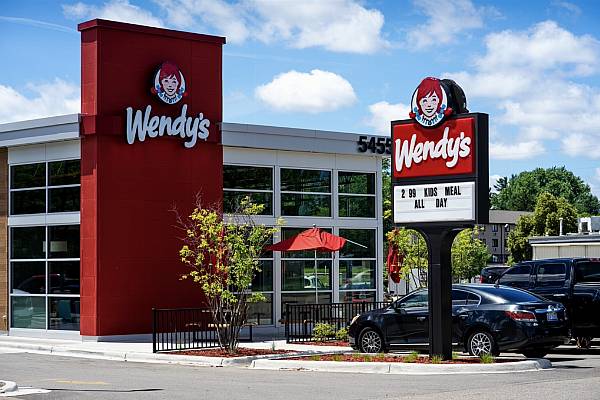 US Fast-Food Chain Wendy’s Partners With Corrib Oil To Create 300 Irish Jobs