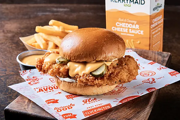 Kerrymaid Launches "Cheddalicious" Cheddar Cheese Sauce for Foodservice