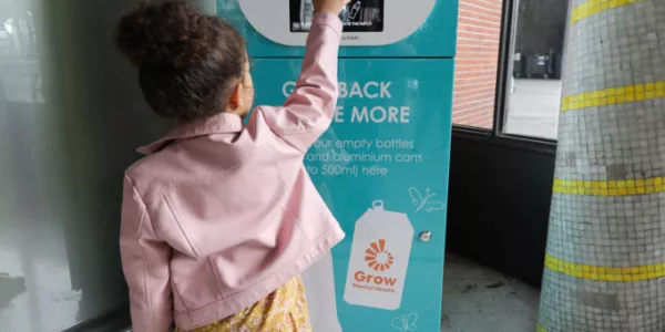 Bus Éireann And Grow Mental Health Launch Reverse Vending Machine