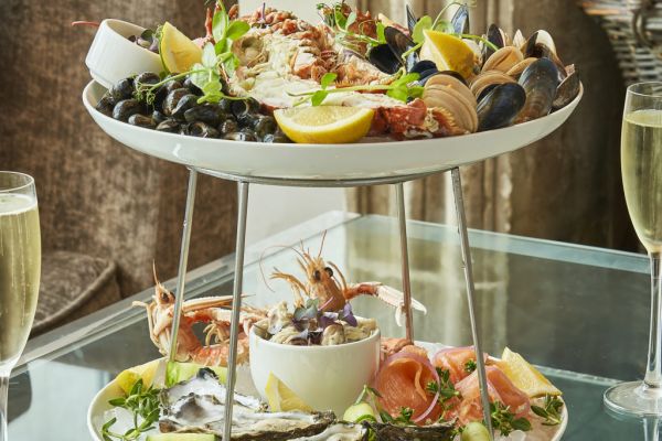 Galway's G Hotel To Host Bubbles & Pearls Supper Club