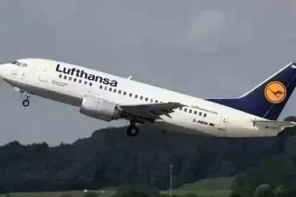 Lufthansa Cancels Hundreds Of Flights As Pilots Strike Over Pay