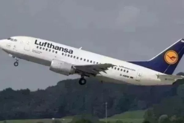 Lufthansa Raises 2022 Profit Outlook On Strong Demand For Air Travel