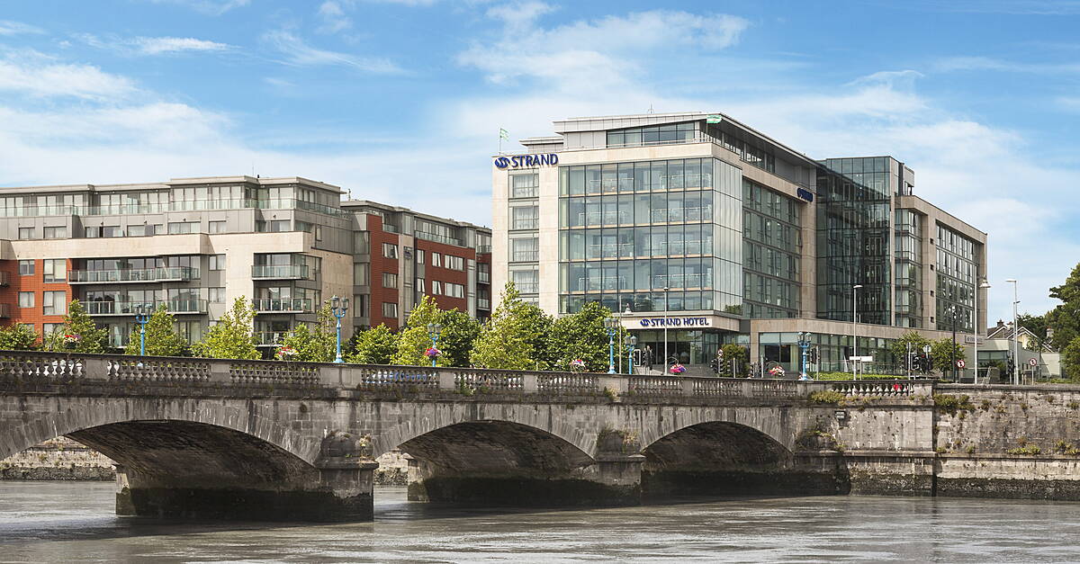 Limerick Strand Hotel To Host IHF Mid-West Ball | Hospitality Ireland - Vimarsana News
