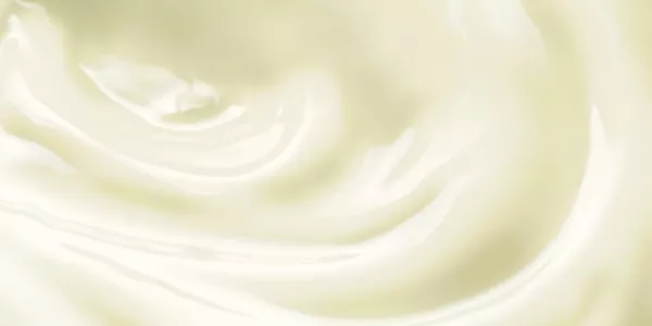 Yoghurt War Exposes Big Food's Flaws As Chobani Overtakes Yoplait