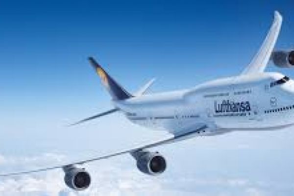 Lufthansa’s Latest Savings Plan Falls Short as Fares Slide