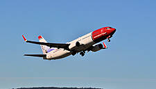 Norwegian Air to Delay 787 Order Pending U.S. Permit Approval