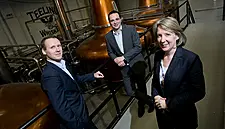 Teeling Whiskey Company Signs Sustainable Energy Deal With Vayu