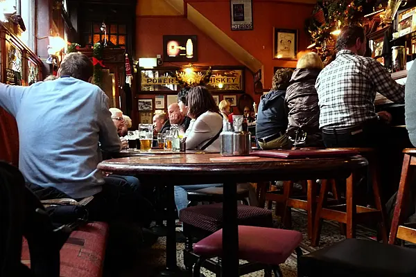 Over Half of Visitors Come to Ireland for the Pubs